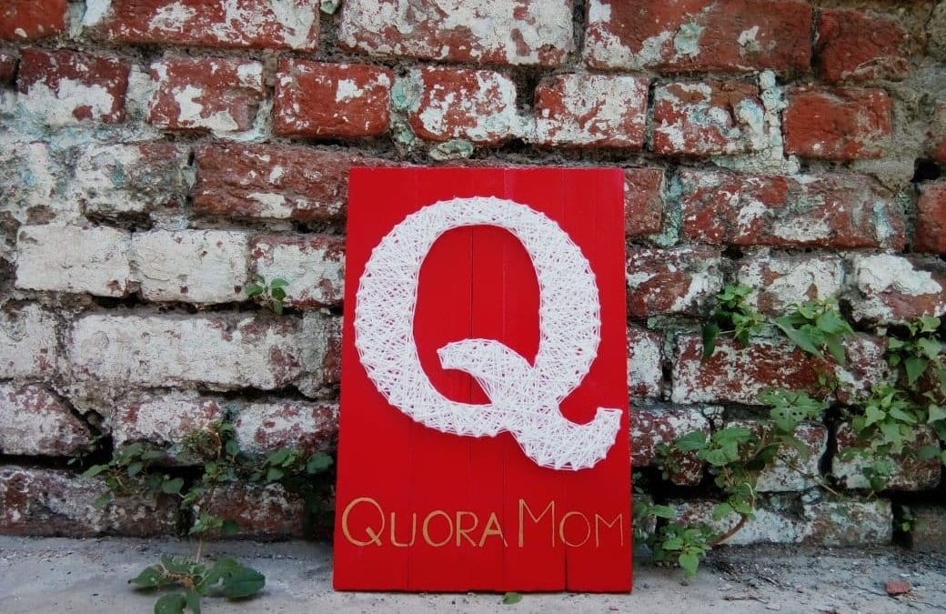 Quora logo String Art