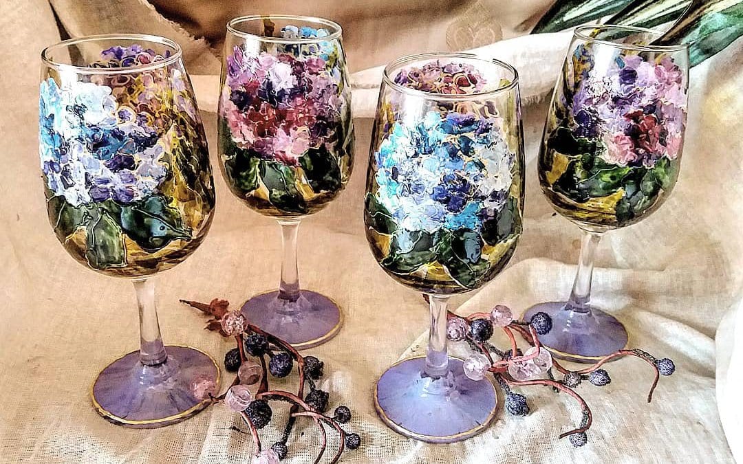 Hand Painted Hydrangea Blooms Wine Glasses (Set of 2)