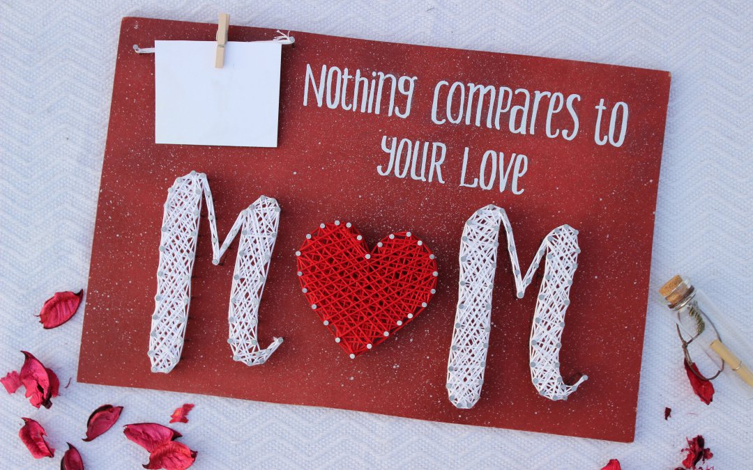 Mom String Art – Mother’s Day Frame Idea